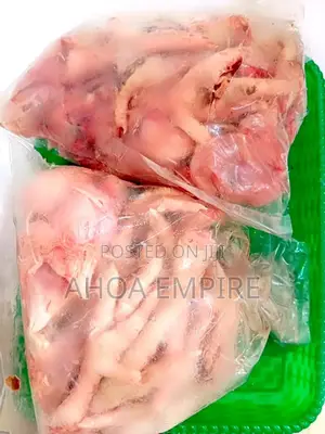 Chicken Head and Feet - 1kg