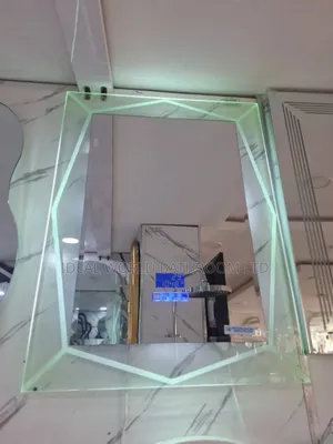Square Mirror