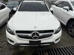 Mercedes-Benz GLC-Class 2017 White