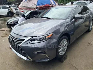 Lexus ES 300H FWD 2016 Gray