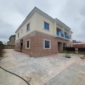 4bdrm Duplex in Royal, Lugbe District for sale