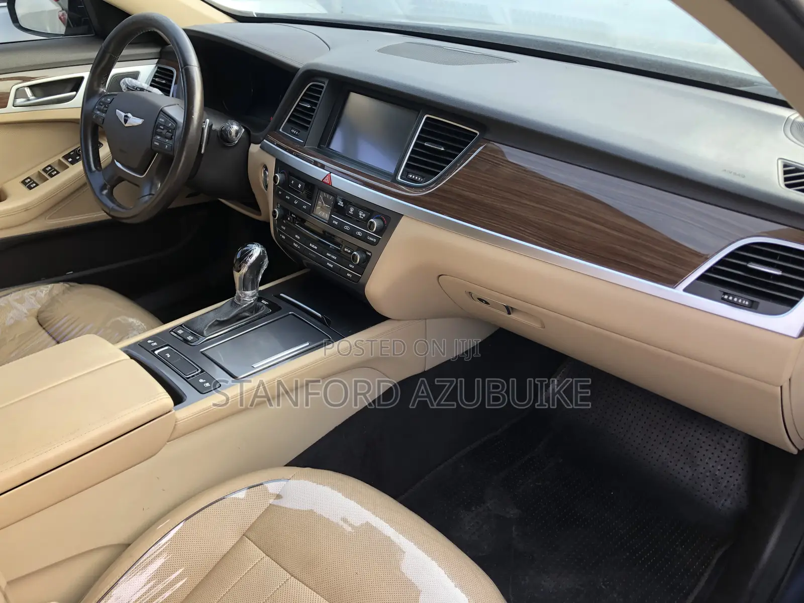 Hyundai Genesis 2015