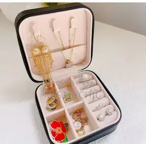 Simple Convenient Jewelry Storage Box