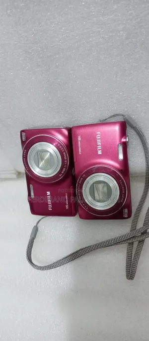 Fujifilm Digital Photo and Video Camera for Vintage Snapping