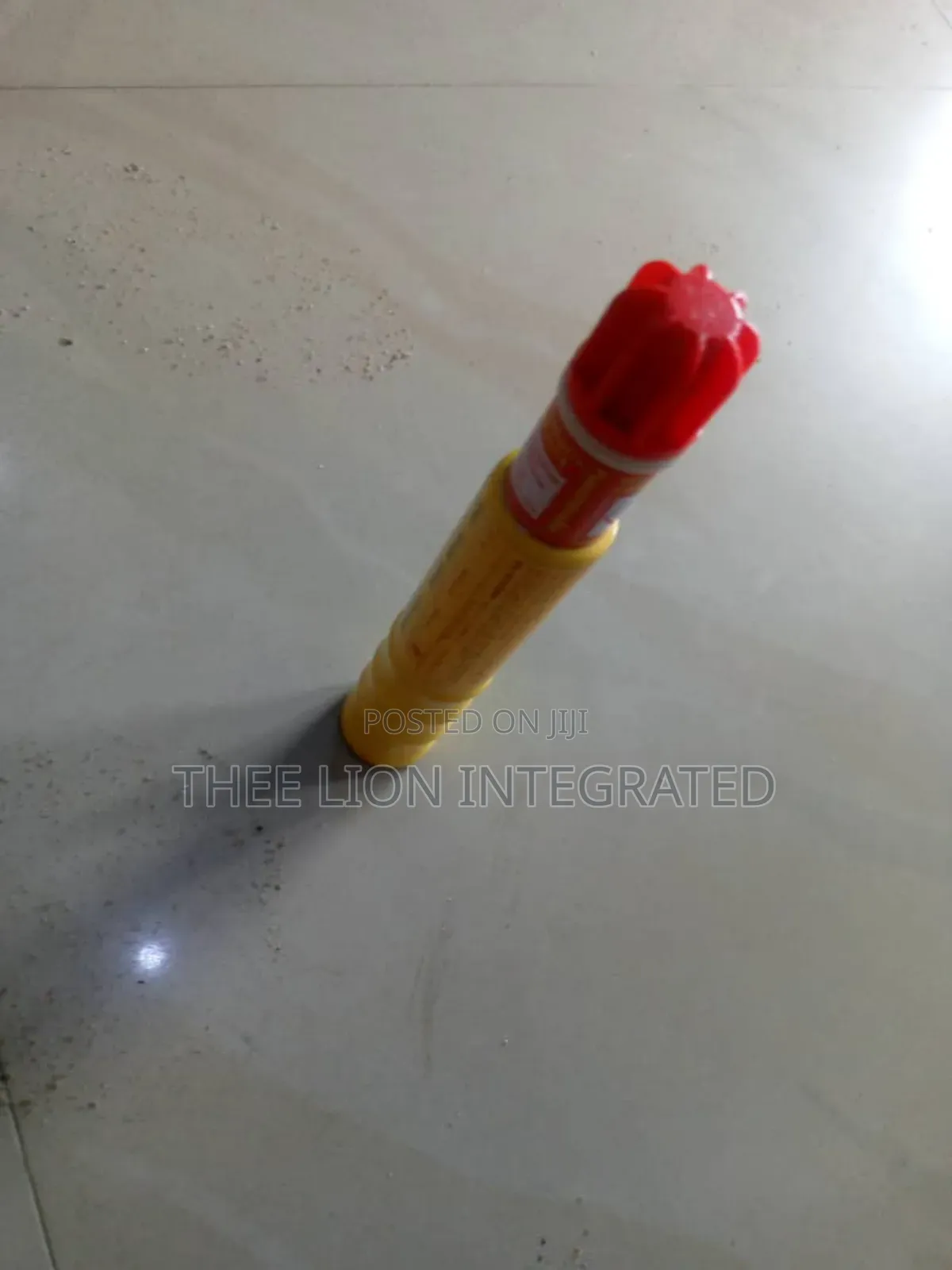 Red Hand Flare