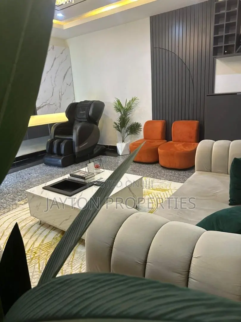 Luxury 4 Bedroom