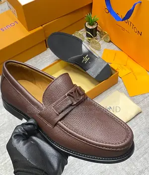 High Quality Louis Vuitton Pure Italian Leather Luxury Men Loafers