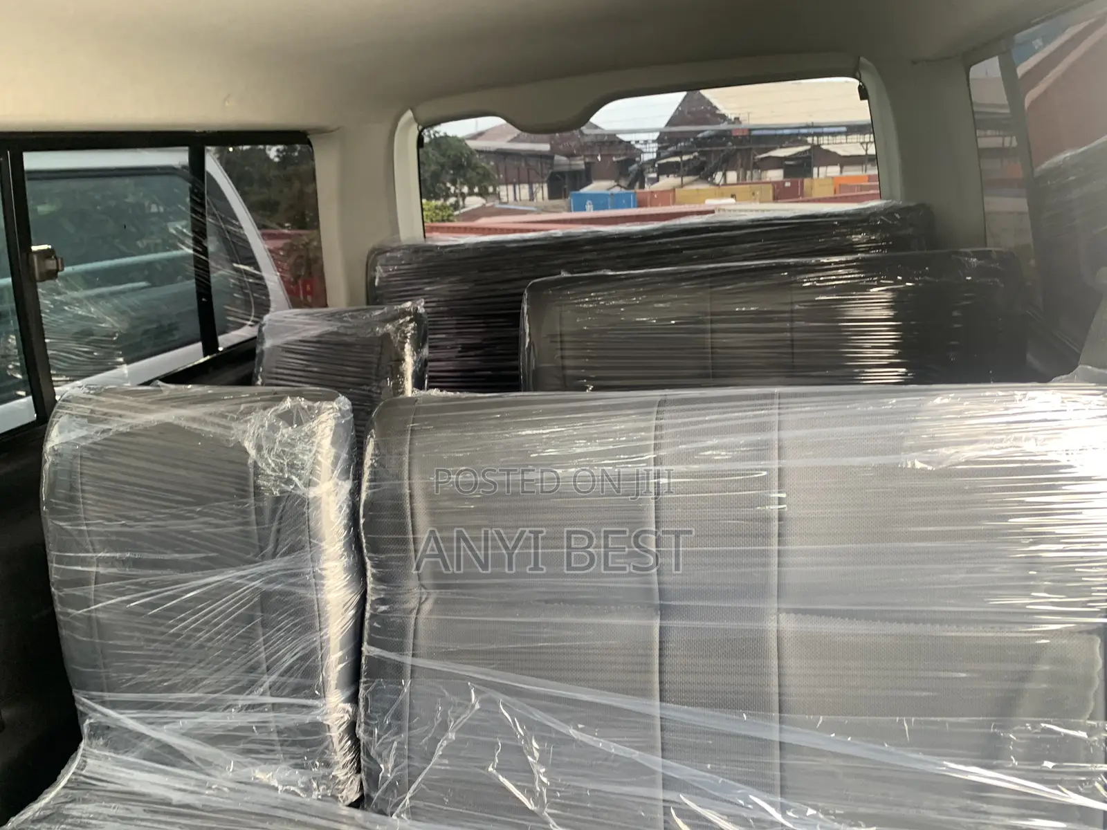 Toyota HiAce 2012 White