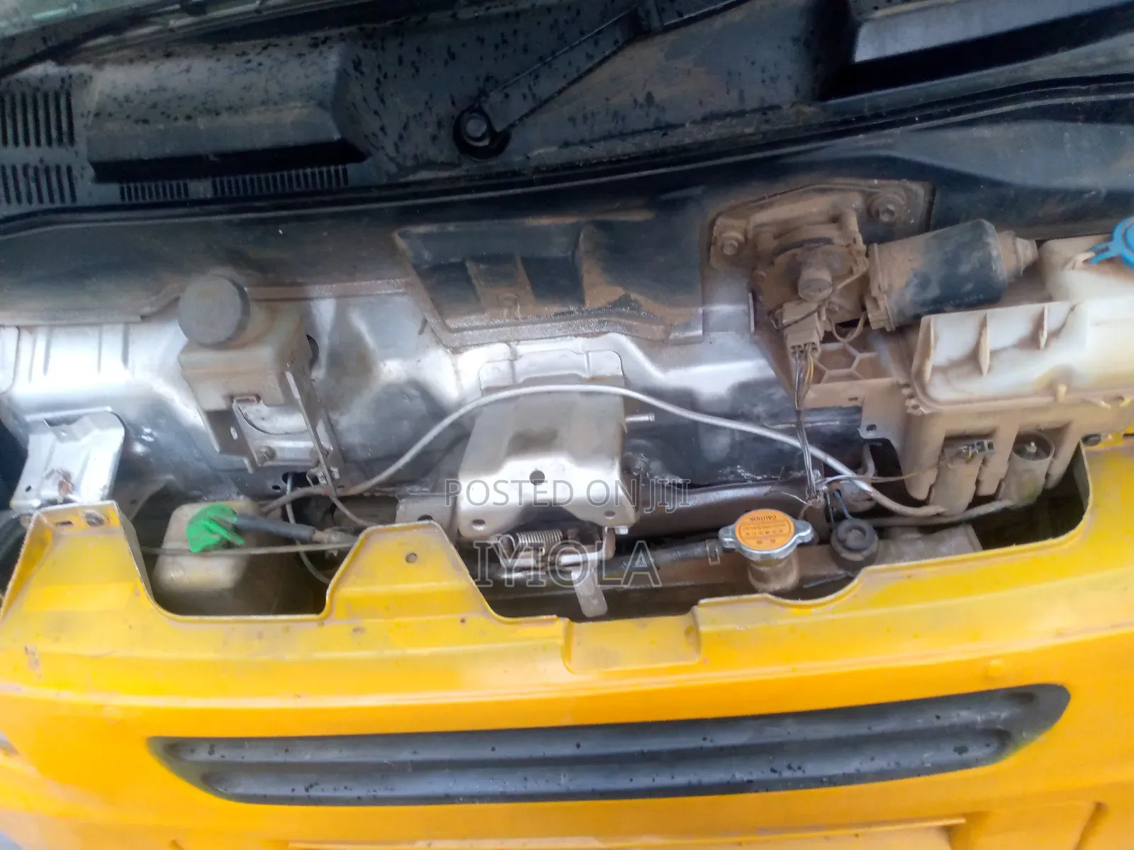 Suzuki Every 2010 Yellow