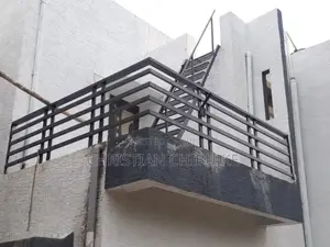 Iron Pipe Handrail Back Pipe