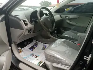 Toyota Corolla XRS 4dr Sedan (2.4L 4cyl 5A) 2010 Gray