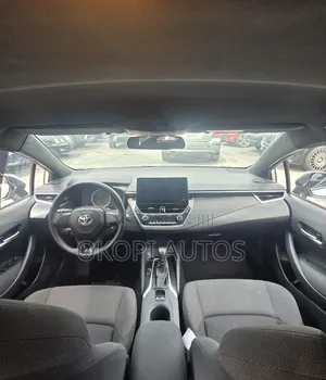 Toyota Corolla 2021 Silver