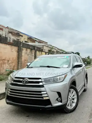 Toyota Highlander Limited Platinum 4x4 V6 (3.5L 6cyl 8A) 2018 Silver