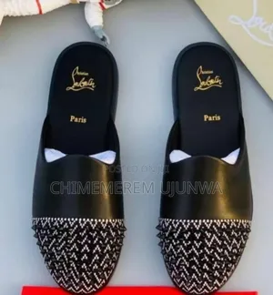 High Quality Luxury Half Shoe Available in Both Brands
