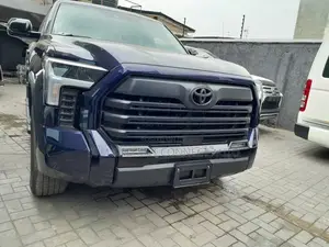Toyota Tundra Limited Double Cab 6.5' Bed 2024 Blue