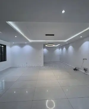 4bdrm Duplex in Tarred Road, Guzape District for rent