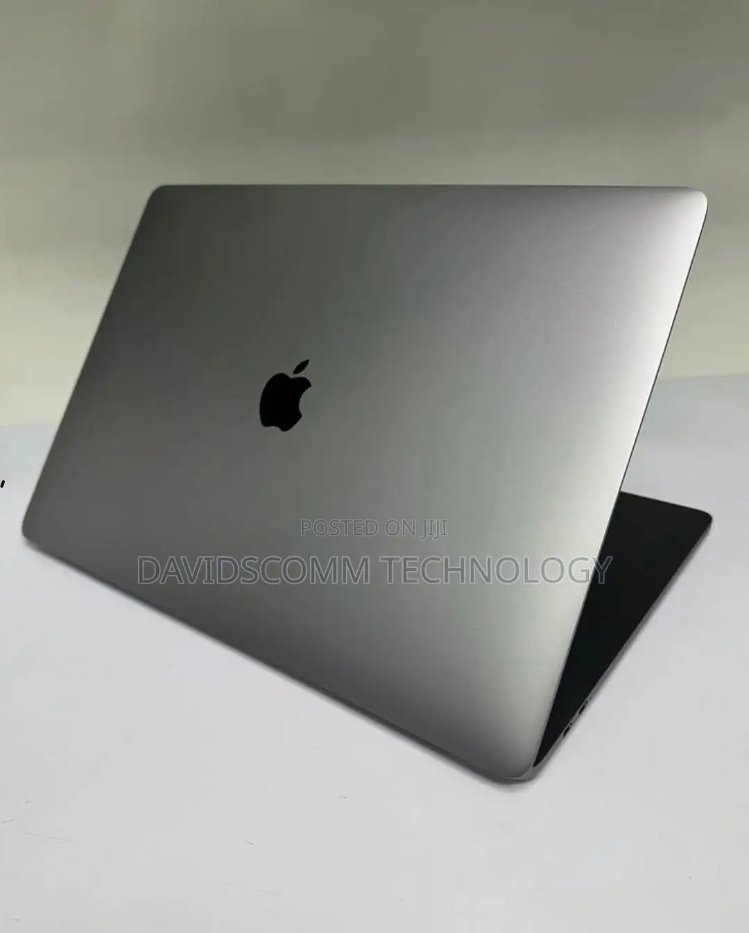 Laptop Apple MacBook Pro 2018 32GB Intel Core I9 SSD 1T