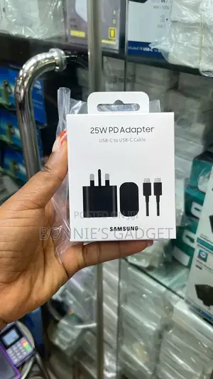 Samsung 25w Pd Adapter With a Usb-C to Usb-C Cable.