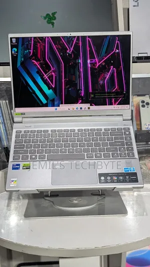 New Laptop Acer Predator Helios Neo 14 16GB Intel Core i7 SSD 1T
