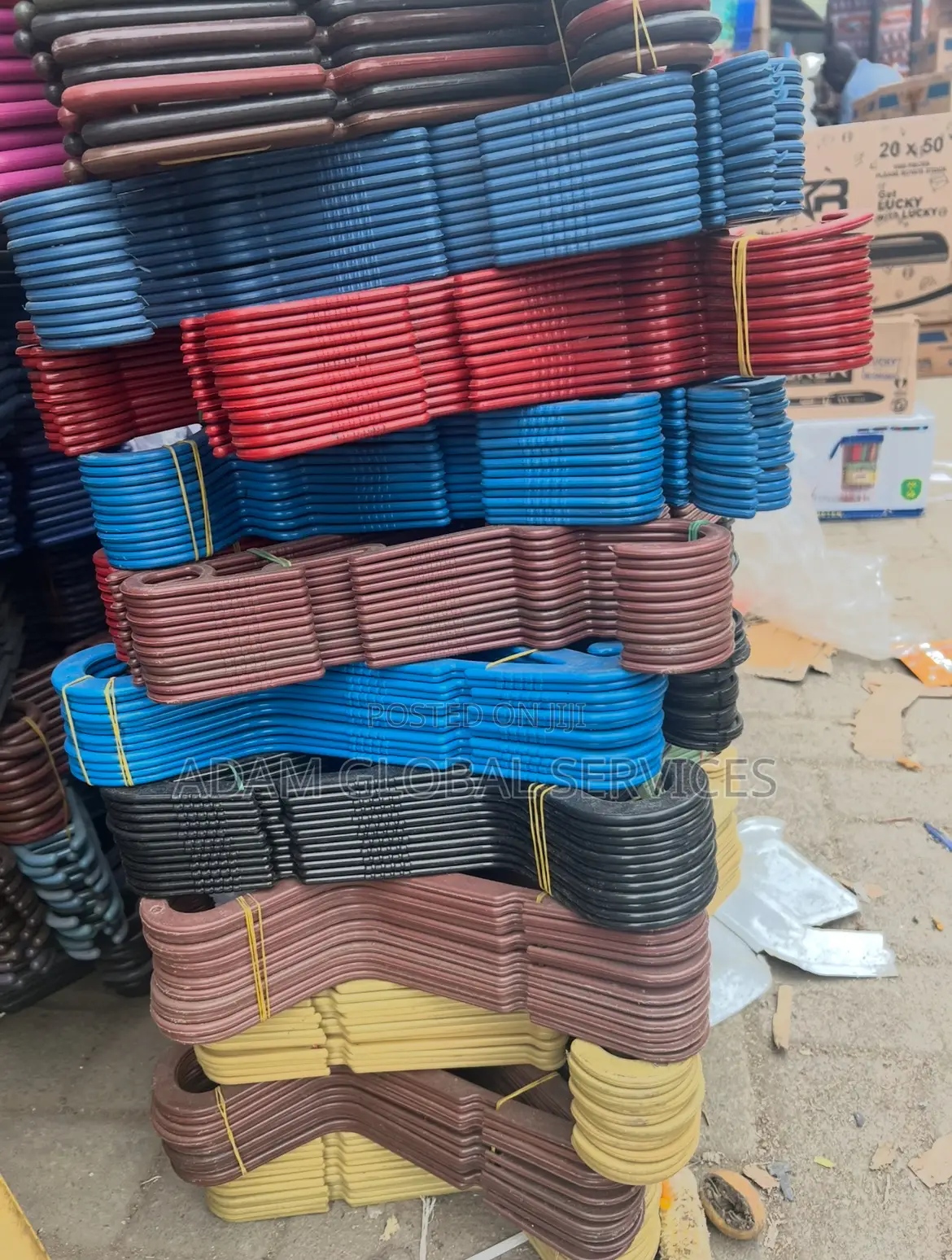 Quality Cloth Hangers. 12pcs