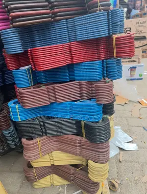 Quality Cloth Hangers. 12pcs