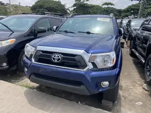 Toyota Tacoma V6 4dr Double Cab 4WD 5.0 ft. SB (4.0L 6cyl 5A) 2015 Blue