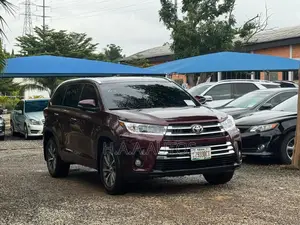 Toyota Highlander 2018 Red
