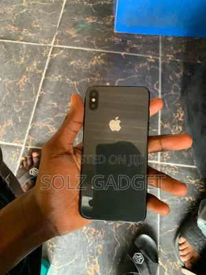 Apple iPhone XS Max 64 GB Black