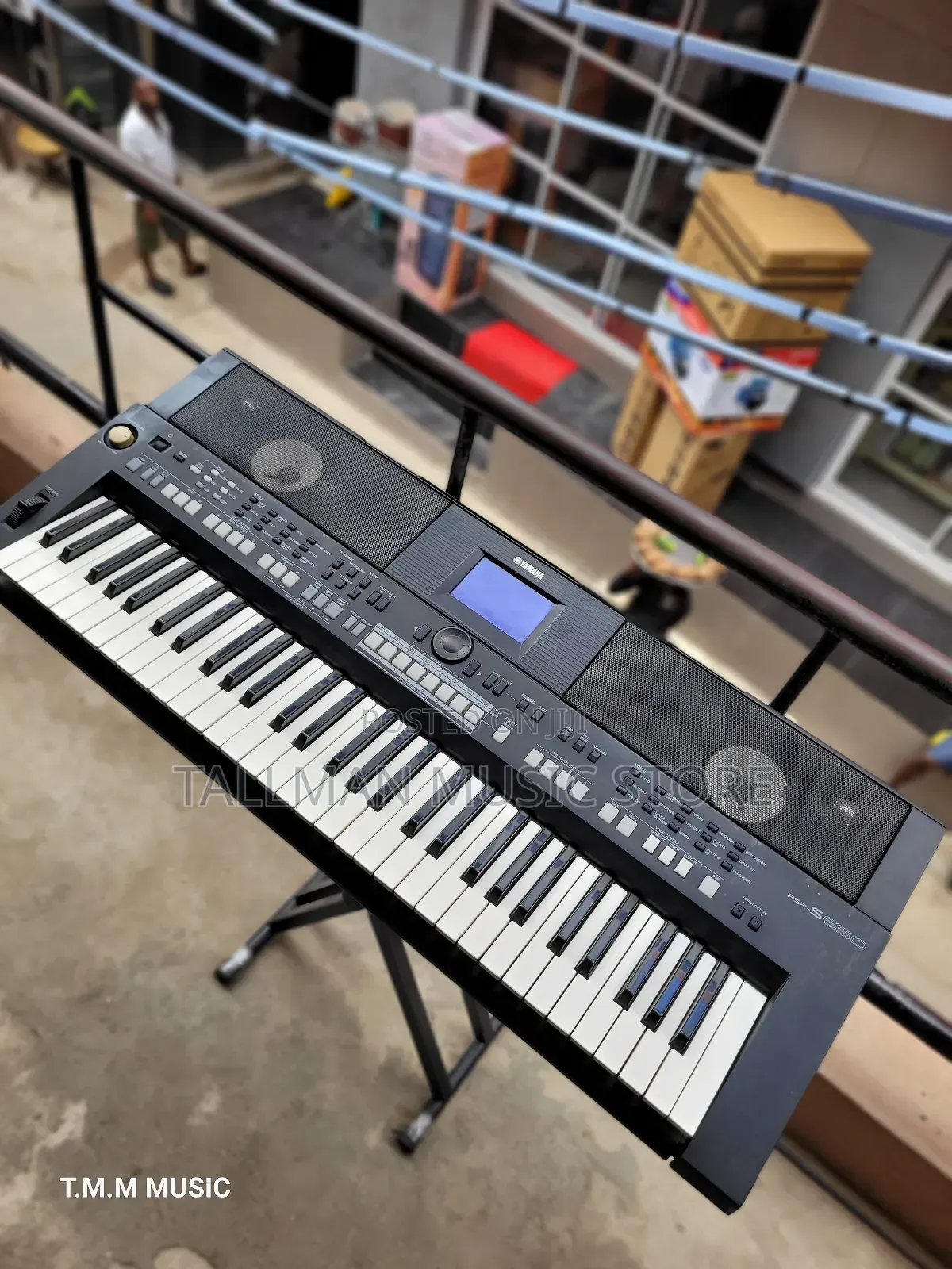 Yamaha PSR S650