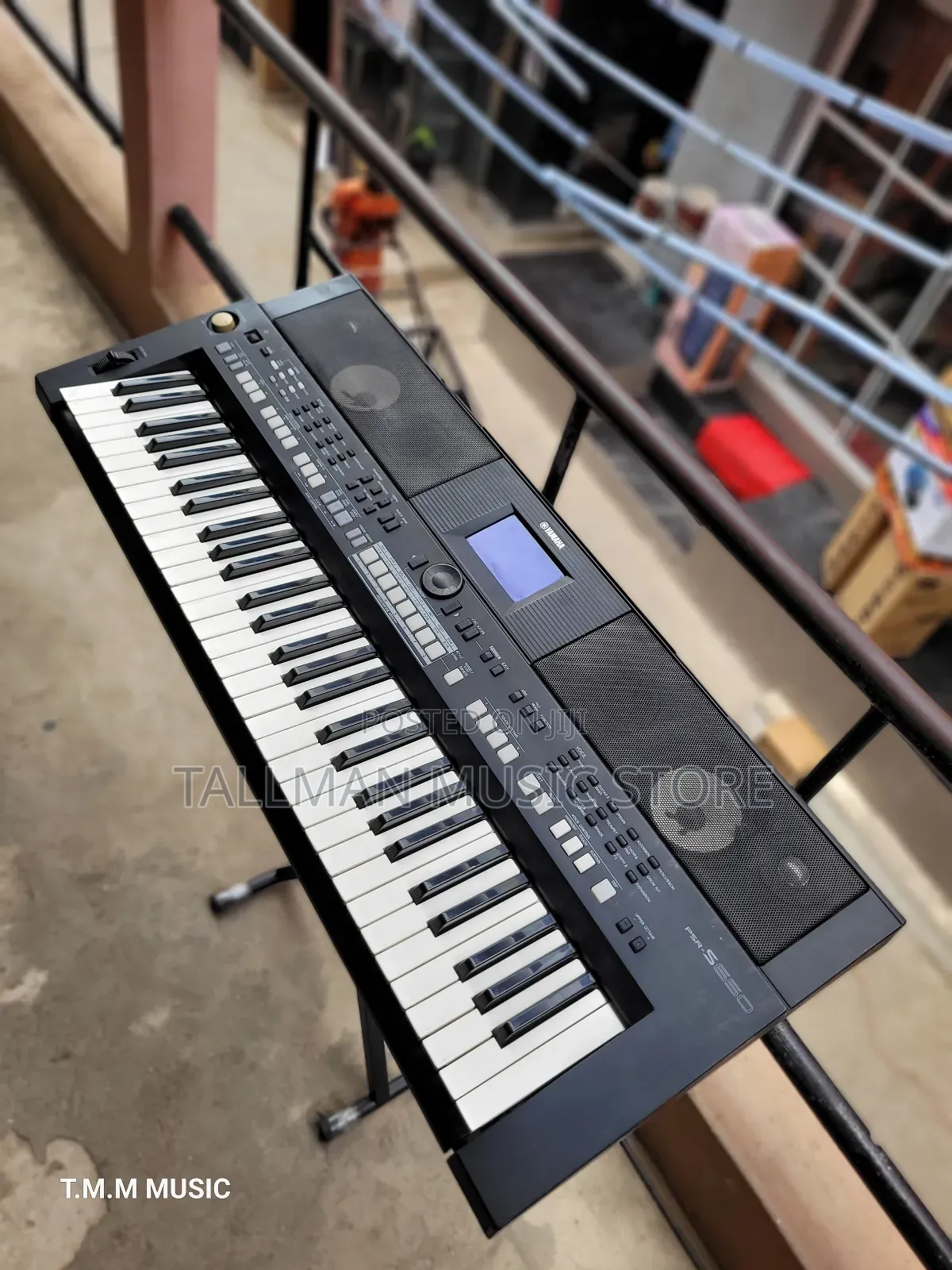 Yamaha PSR S650