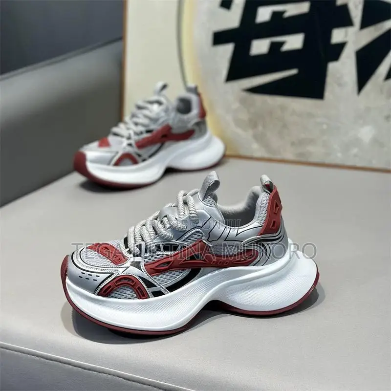 Stylish Design Unisex Sneakers