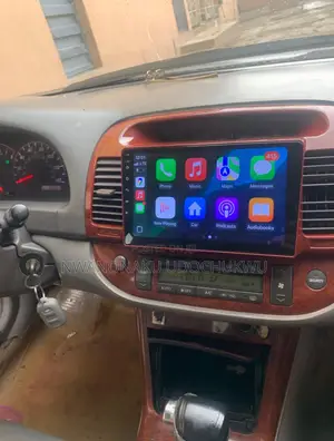 Toyota Camry Formica Android Apple Car Play