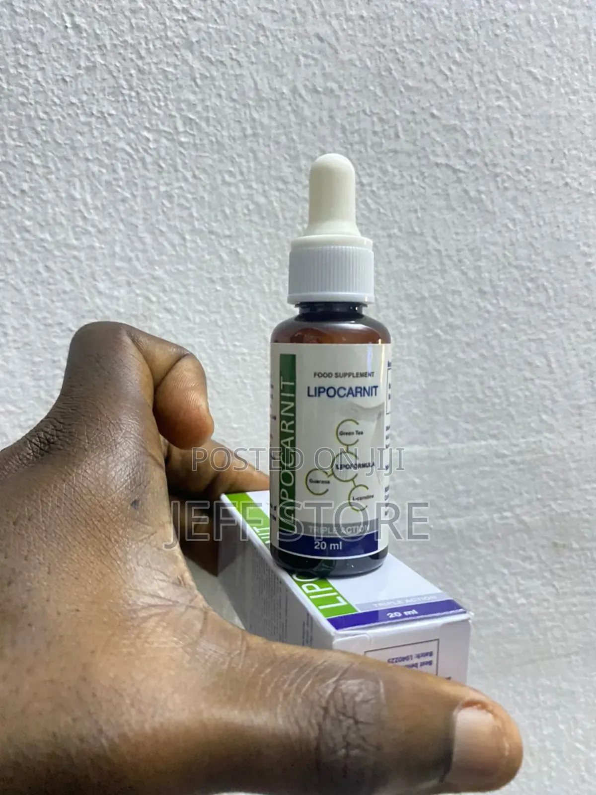 Lipocarnite