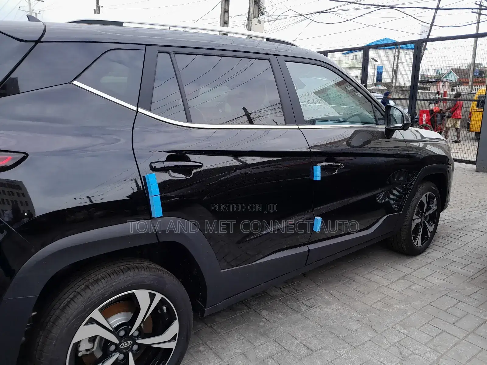 New JAC JS4 2024 Black