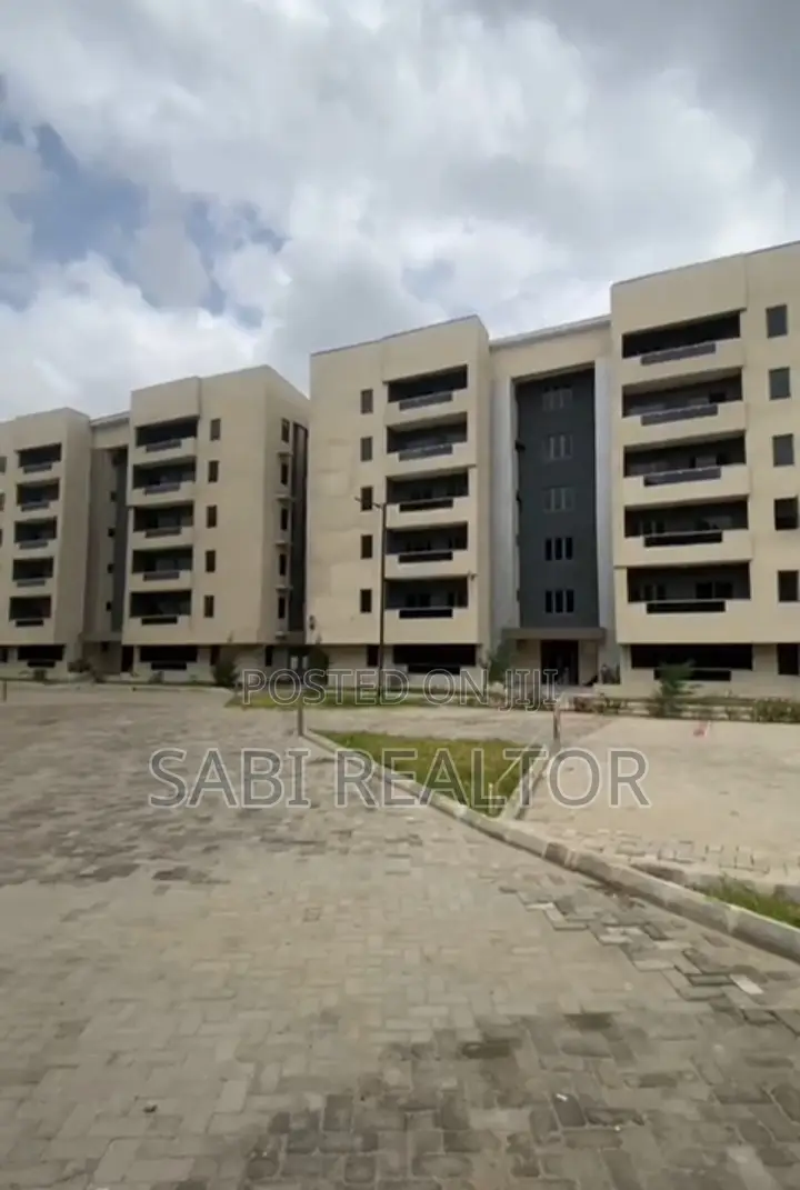 Furnished 2bdrm Apartment In Surulere, Ogunlana For Sale