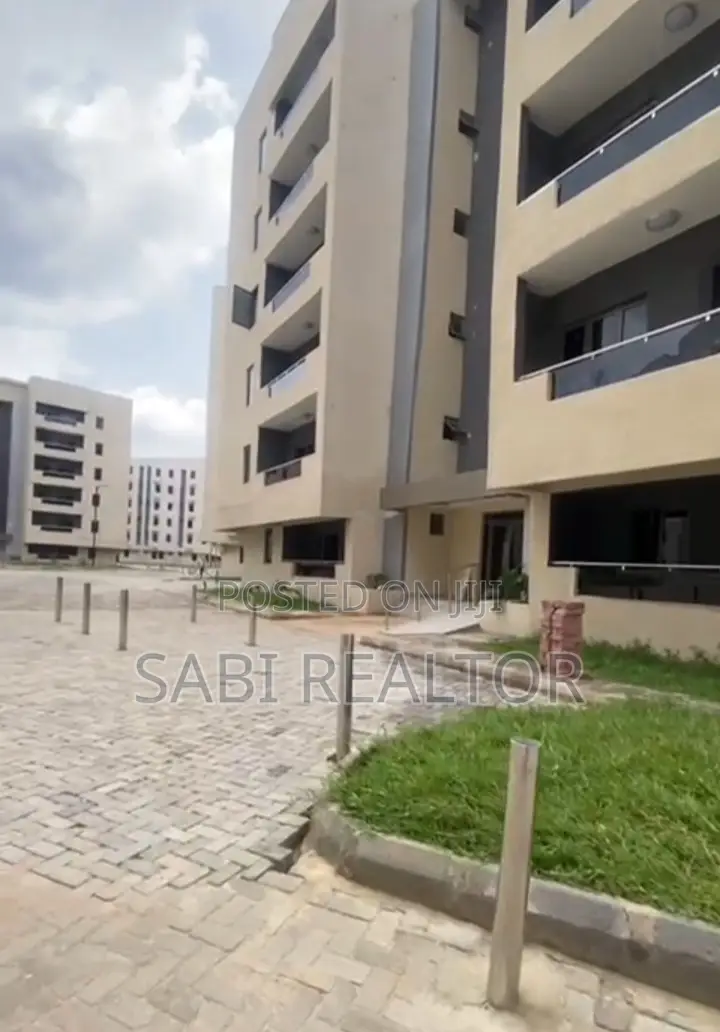 Furnished 2bdrm Apartment In Surulere, Ogunlana For Sale