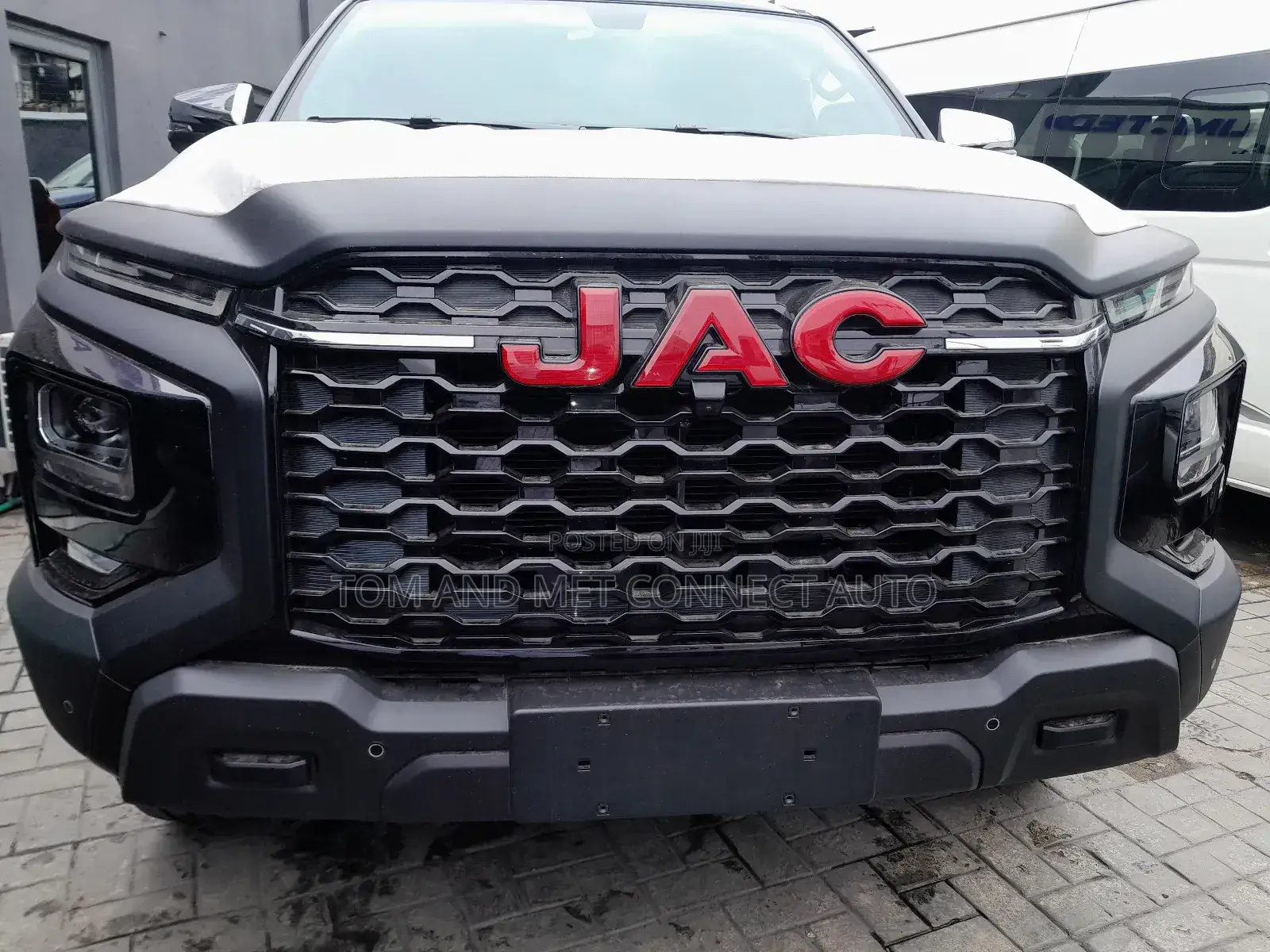 New JAC T6 2024 Black