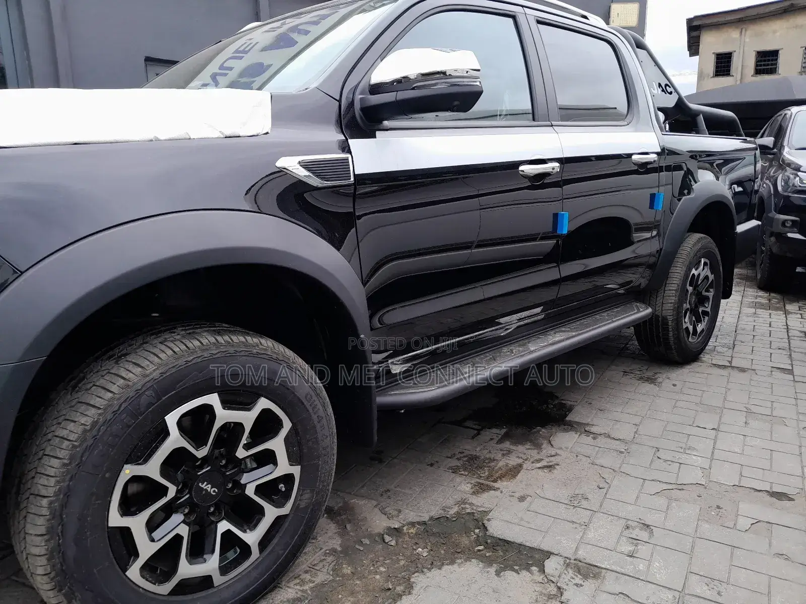 New JAC T6 2024 Black