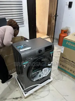 Sleek Design Hisense 7kg Front Load Washing Machine-Silver