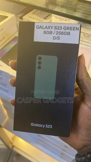 New Samsung Galaxy S23 256 GB Green