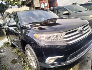 Toyota Highlander Limited 2012 Black
