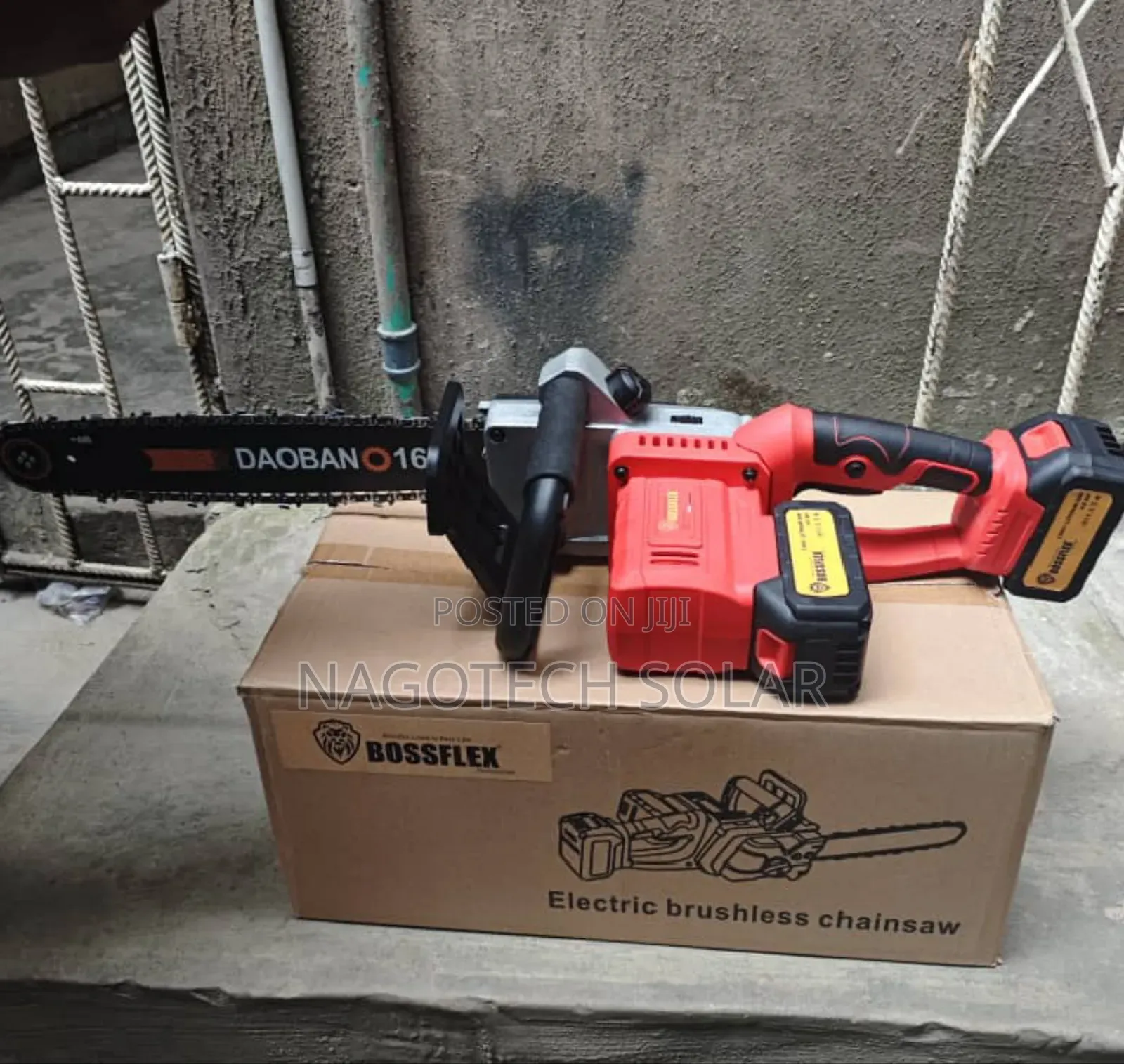 Power Cordless Chain Saw Machine