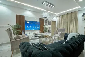 Beautifully Furnished 2 Bedroom Apartment With Ps5 and Pool