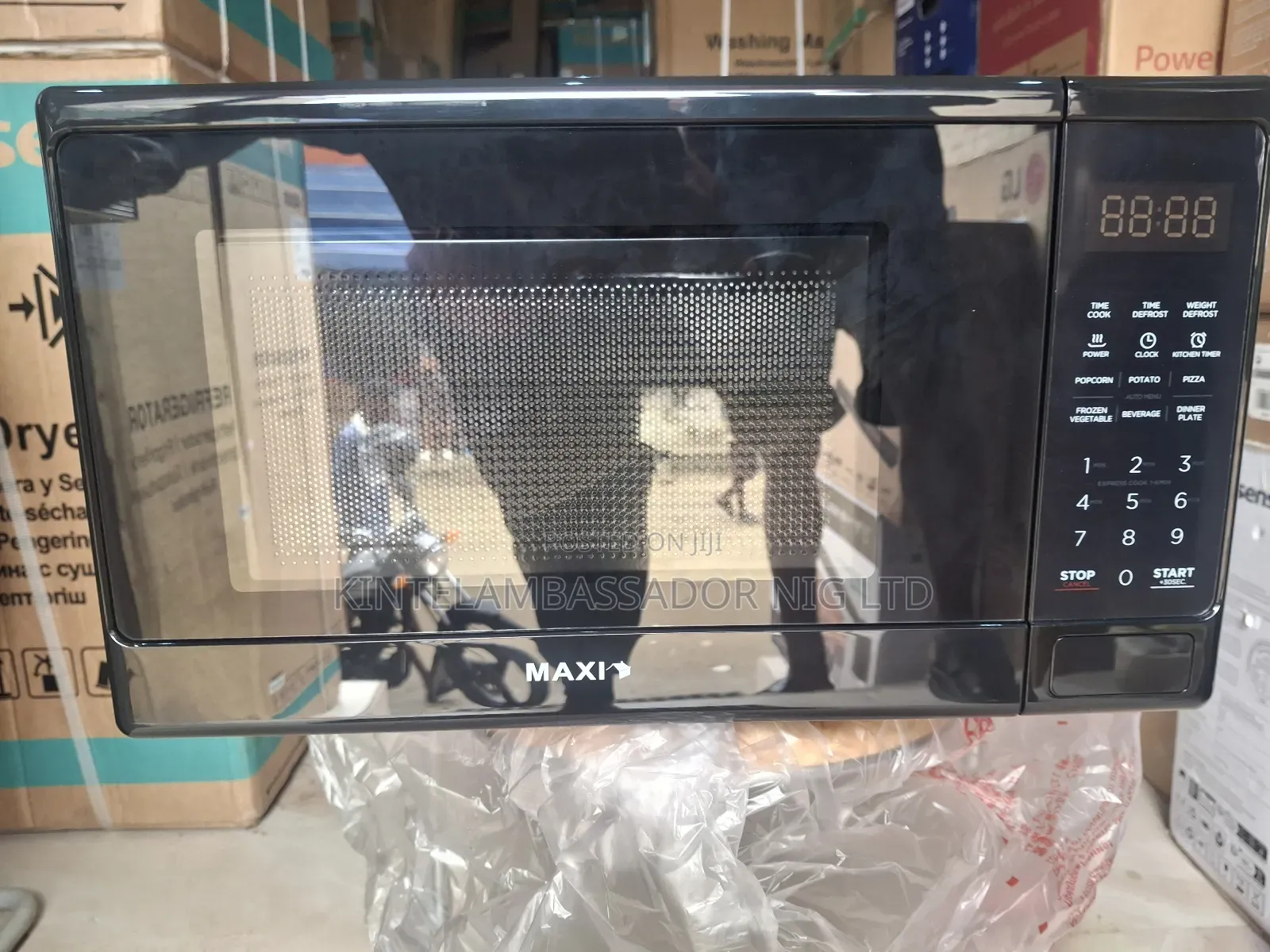 Digital Maxi Microwave Oven -- 20litres