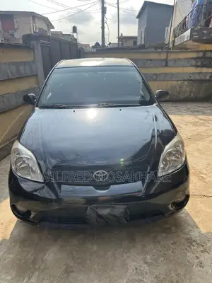 Toyota Matrix XR Hatchback FWD (1.8L 4cyl 4A) 2007 Black