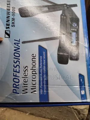 SKM 9000 Professional Wireless Microphone System.