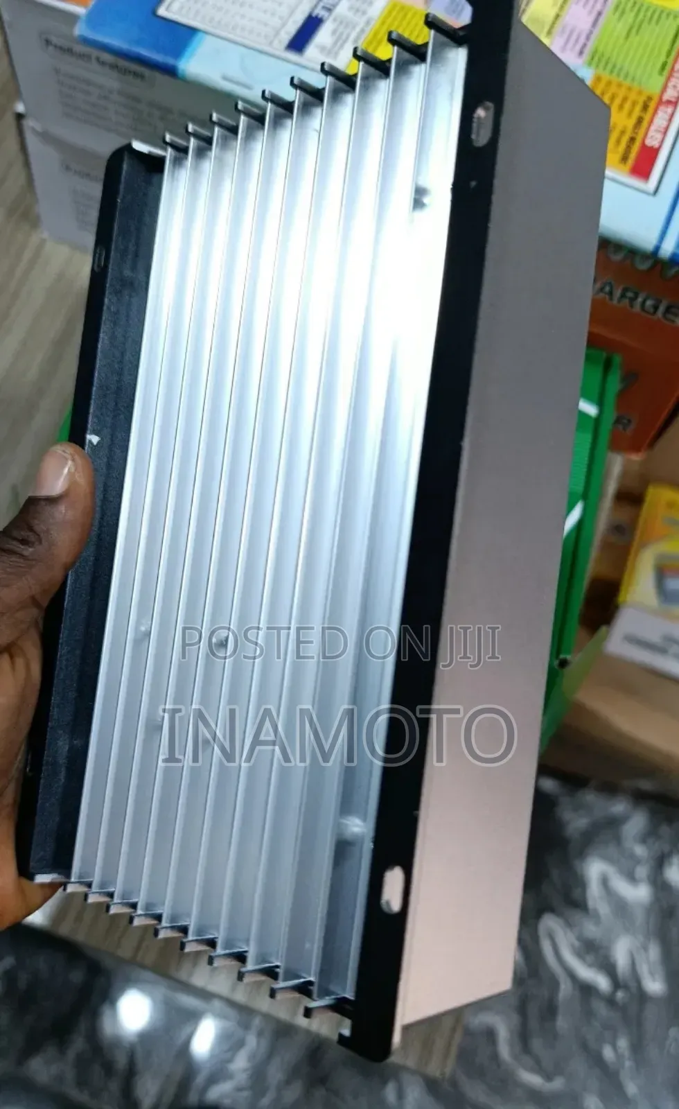 MPPT Solar Charge Controller