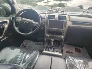 Lexus GX 2017 Silver