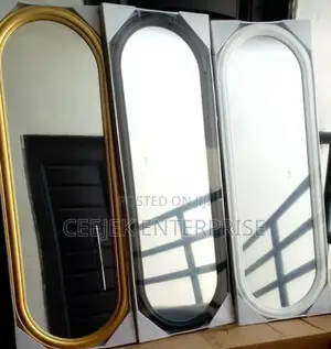 Oval Design Wall Mount Mirror
