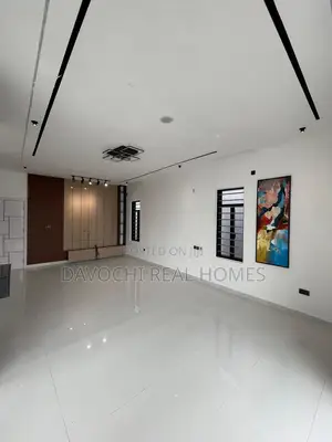 Luxurious 5 Bedroom Fully Detached Duplex for Sale